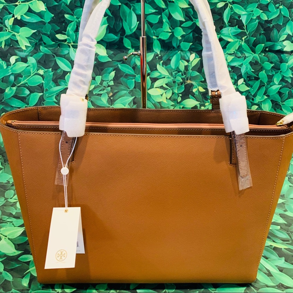 TORY BURCH Emerson Leather Large Buckle Tote - Picture 4 of 8